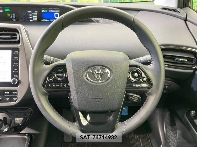 Toyota PRIUS 2022-09 322513-11