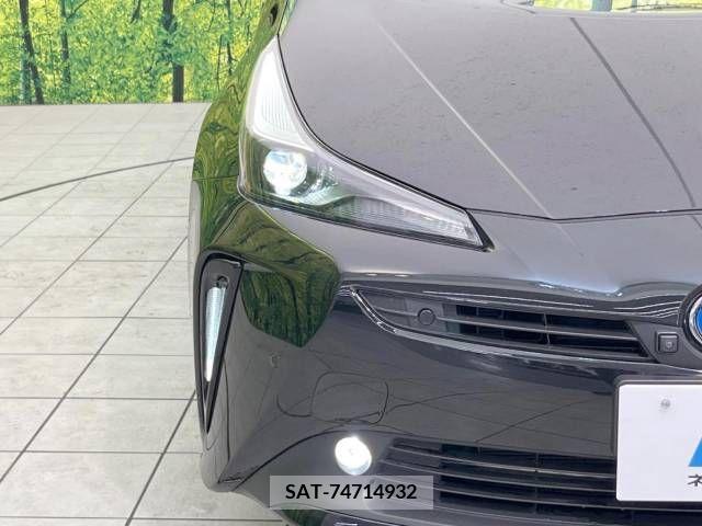 Toyota PRIUS 2022-09 322513-12