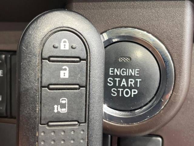 Toyota ROOMY 2018-08 27425-7