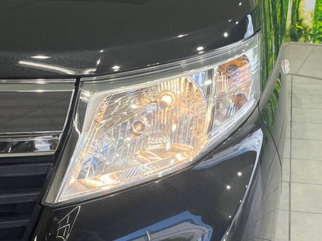 Toyota ROOMY 2018-08 27425-12