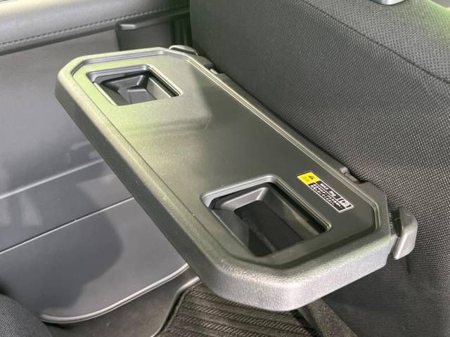 Toyota ROOMY 2018-08 27425-8