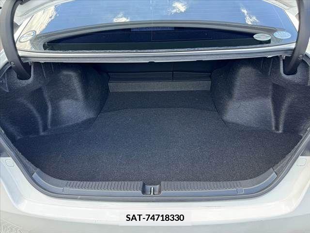 Toyota MARK X 2010-01 349420-19