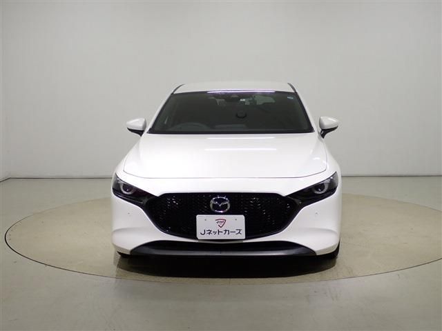 Mazda MAZDA3 2019-09 9762-4