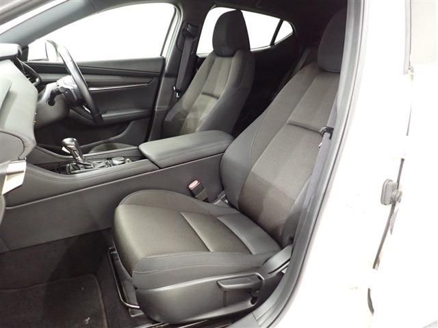 Mazda MAZDA3 2019-09 9762-29