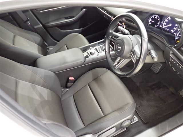 Mazda MAZDA3 2019-09 9762-28