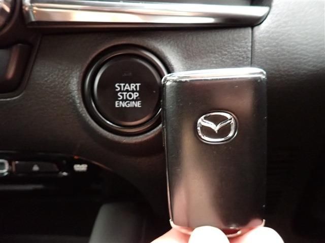 Mazda MAZDA3 2019-09 9762-9