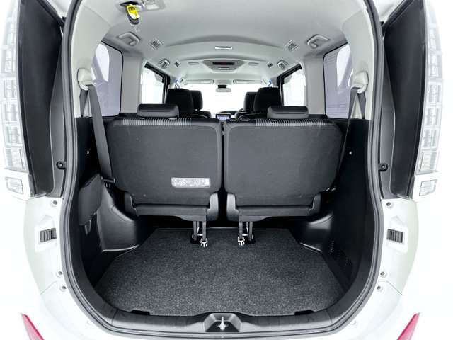 Toyota VOXY 2016-02 18533-11