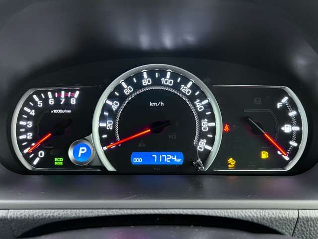 Toyota VOXY 2016-02 18533-13