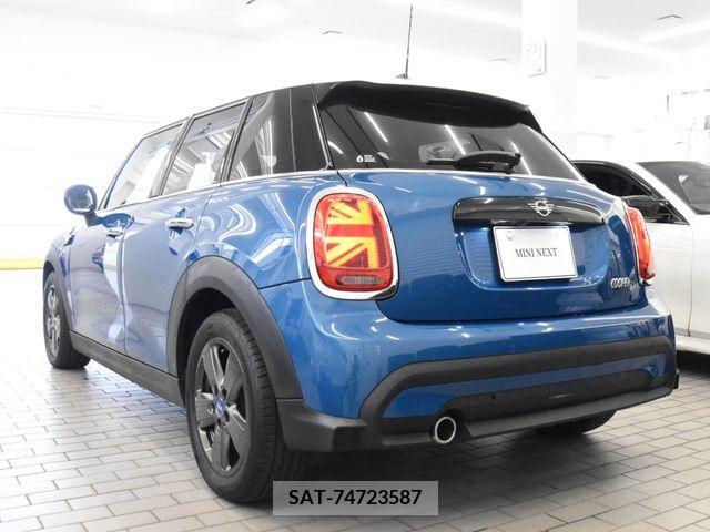 Bmw MINI 2021-07 211240-2