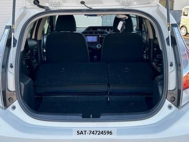 Toyota AQUA 2015-11 395694-12