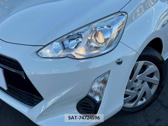 Toyota AQUA 2015-11 395694-17