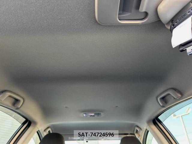Toyota AQUA 2015-11 395694-19