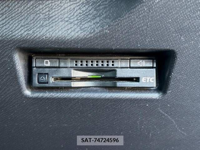 Toyota AQUA 2015-11 395694-7