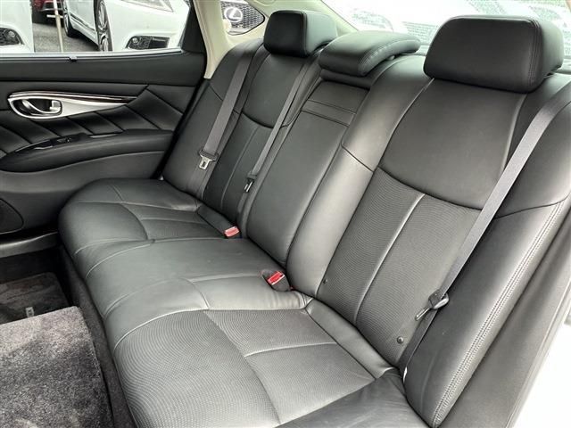 Nissan CIMA HYBRID 2012-06 23217-19