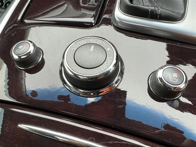 Nissan CIMA HYBRID 2012-06 23217-17