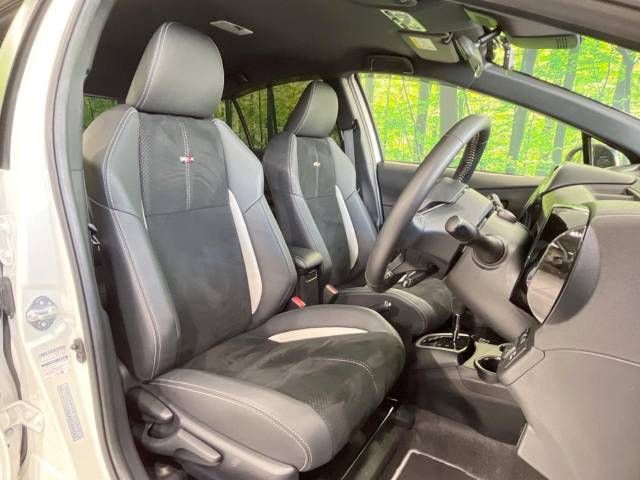 Toyota AQUA 2018-10 10725-8