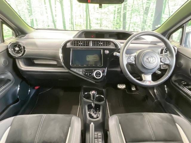 Toyota AQUA 2018-10 10725-1