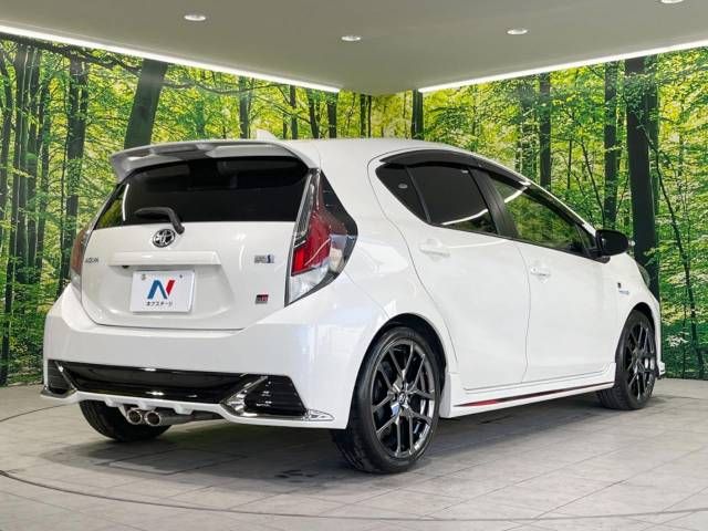 Toyota AQUA 2018-10 10725-17