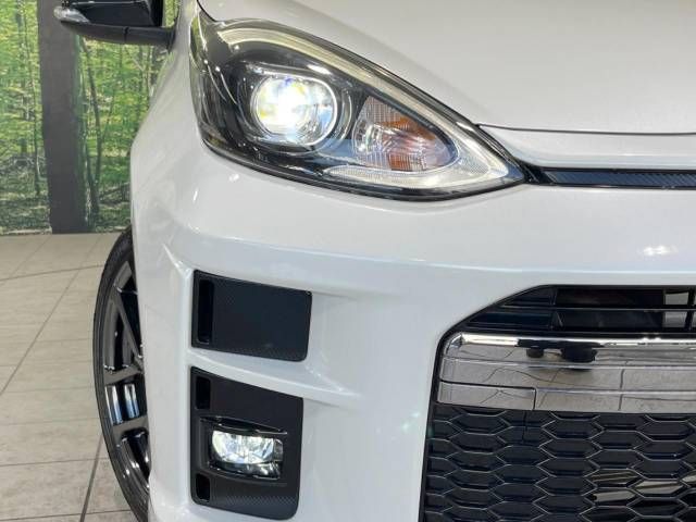 Toyota AQUA 2018-10 10725-12