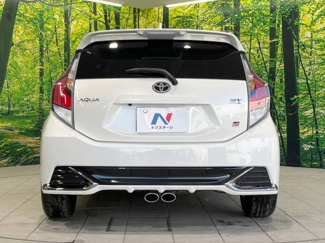 Toyota AQUA 2018-10 10725-15