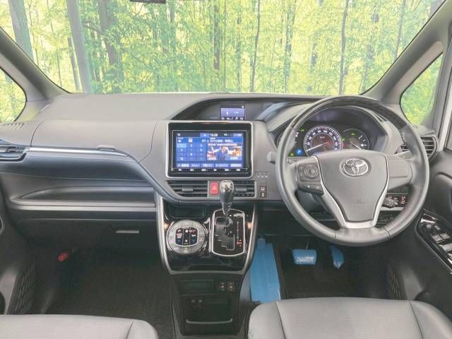 Toyota ESQUIRE 2020-09 185785-1
