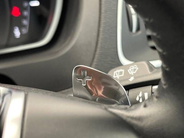 Volvo V40 2016-11 186849-8