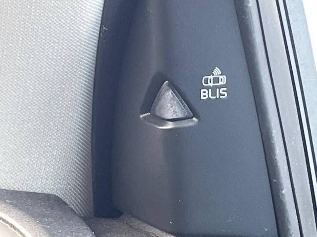 Volvo V40 2016-11 186849-7