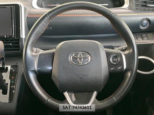 Toyota SIENTA 2018-01 394044-12