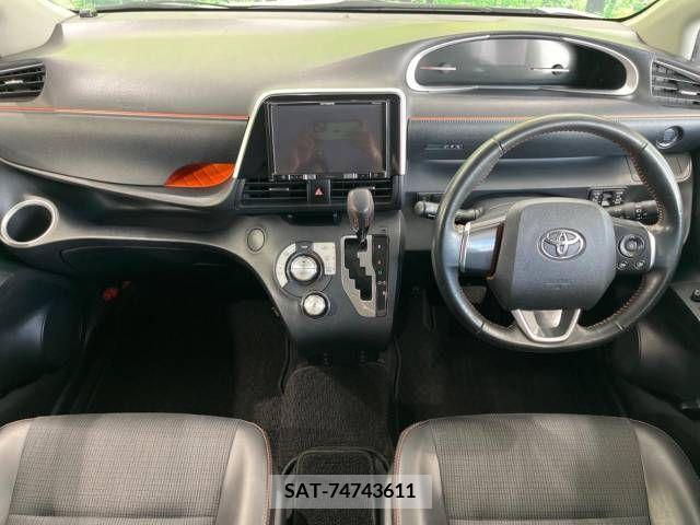 Toyota SIENTA 2018-01 394044-1