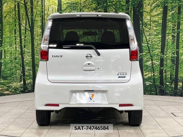 Nissan DAYZ 2013-10 353257-15