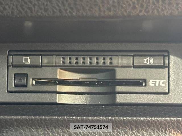 Toyota VOXY 2015-03 236879-7