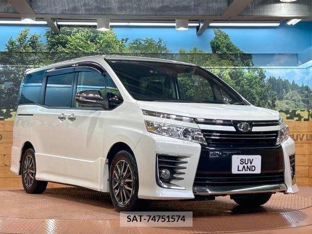 Toyota VOXY 2015-03 236879-16