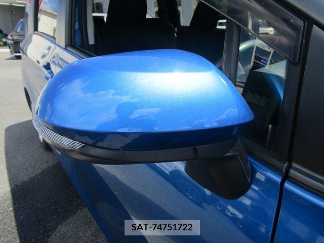 Toyota SIENTA 2018-11 381369-22