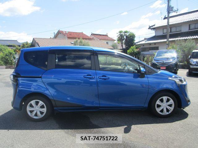 Toyota SIENTA 2018-11 381369-9