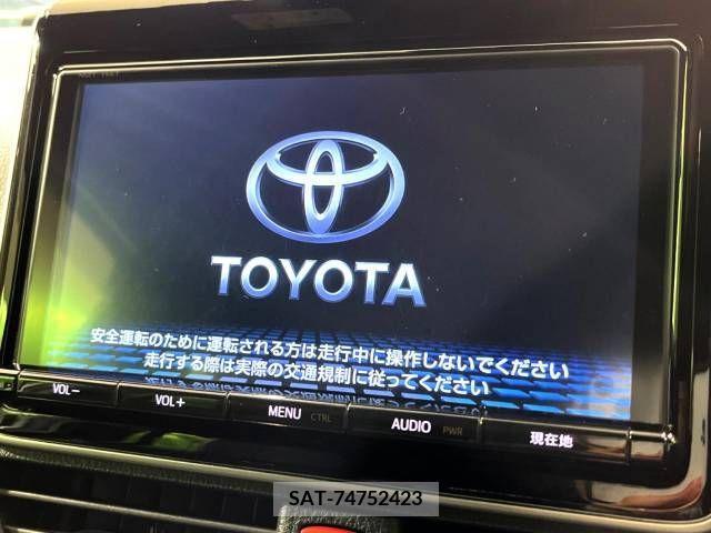 Toyota NOAH 2017-06 321523-2