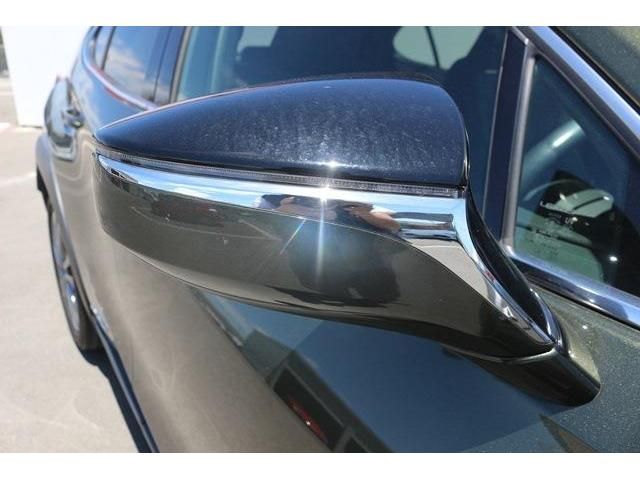 Lexus UX 2020-02 6784-6