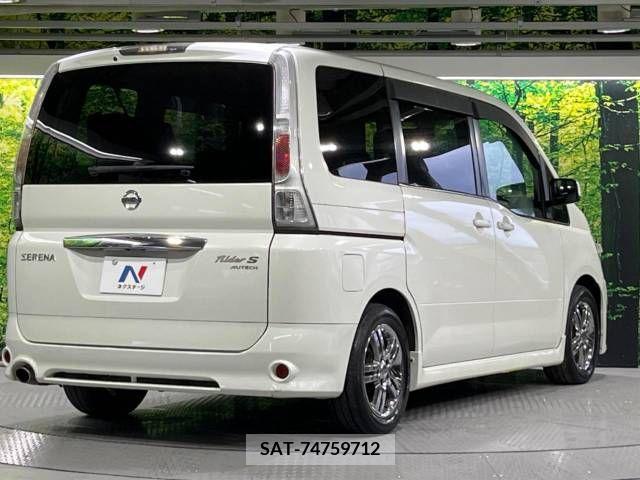 Nissan SERENA 2006-06 344916-17
