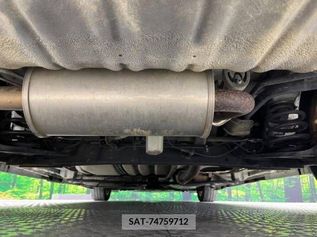 Nissan SERENA 2006-06 344916-19