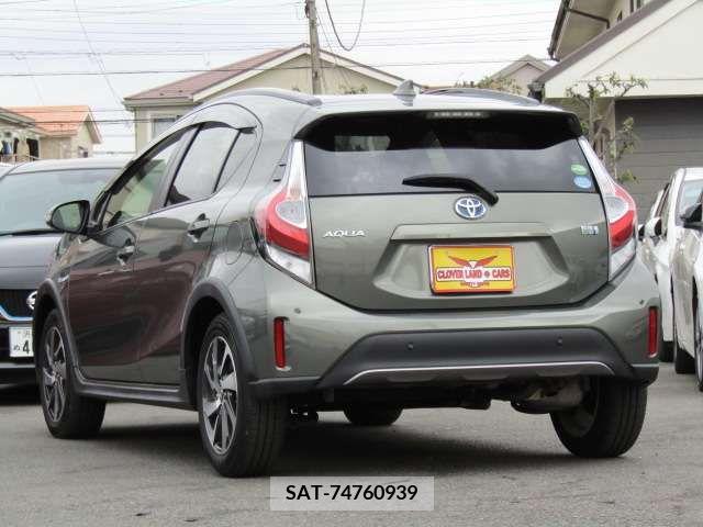 Toyota AQUA 2018-11 212091-8