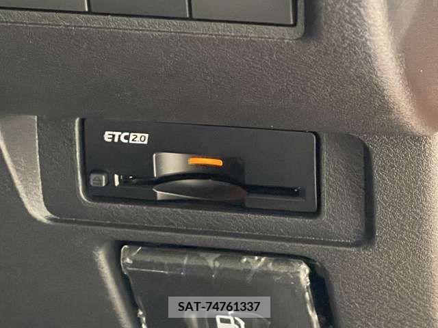 Nissan AURA 2021-08 213784-18