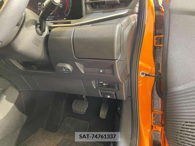 Nissan AURA 2021-08 213784-17