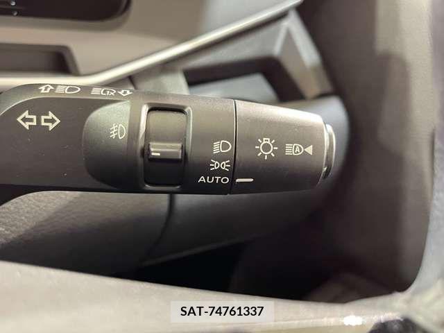 Nissan AURA 2021-08 213784-15