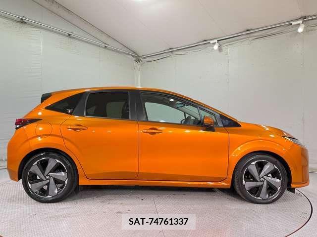 Nissan AURA 2021-08 213784-7