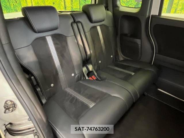 Honda N BOX CUSTOM 2022-04 331679-9
