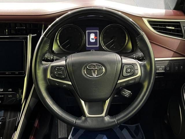 Toyota HARRIER 2018-11 186902-11