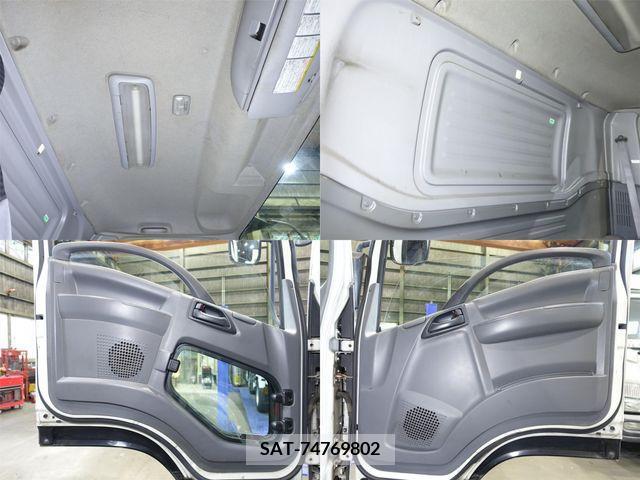Mitsubishi CANTER 2013-10 200557-17