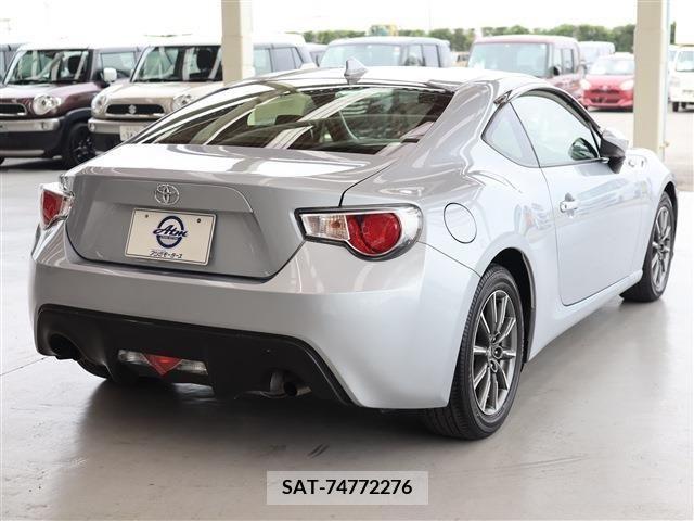 Toyota 86 2015-11 258588-3