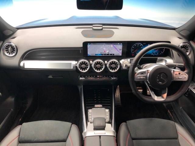 Mercedes Benz GLB-CLASS 2022-05 18997-1