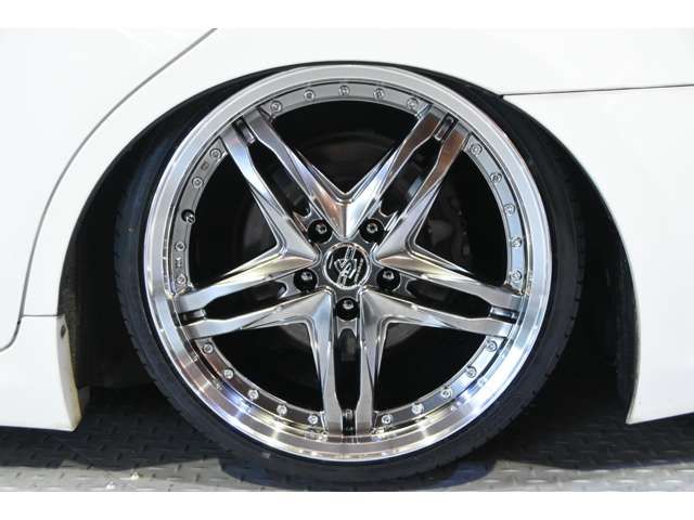 Toyota CROWN SEDAN 2011-09 1013-6
