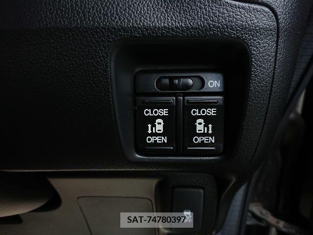 Honda N BOX CUSTOM 2012-12 208156-10